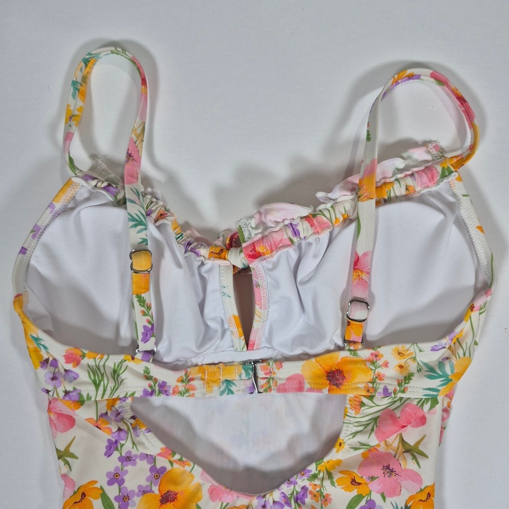 Cupshe Floral Ruched One Piece Swimsuit‎ Multi Color Ruffle Keyhole Small - Picture 11 of 11